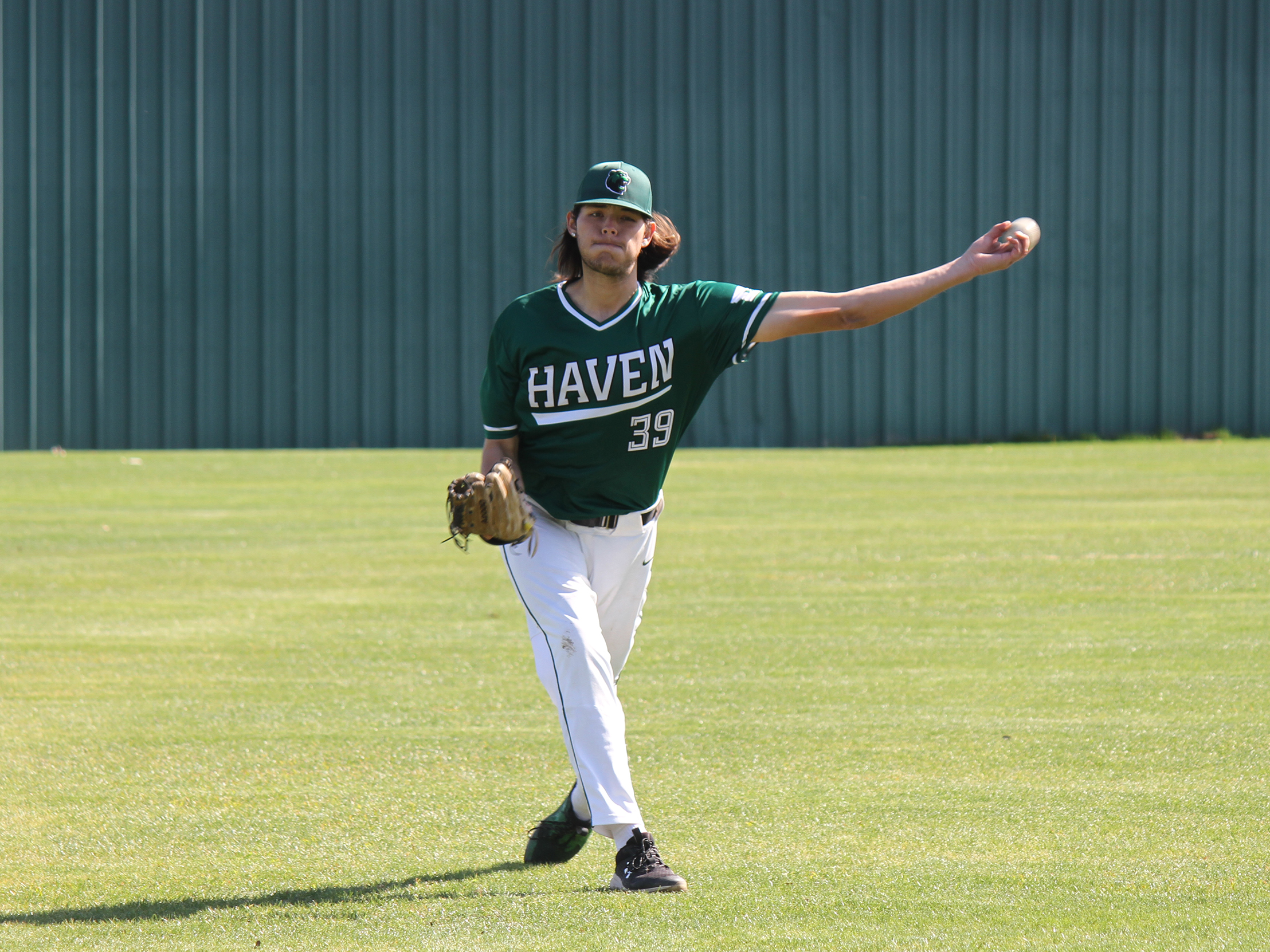 Dustin Davidson overcome life's setbacks, and found a home with Dallas College Brookhaven's baseball team. 