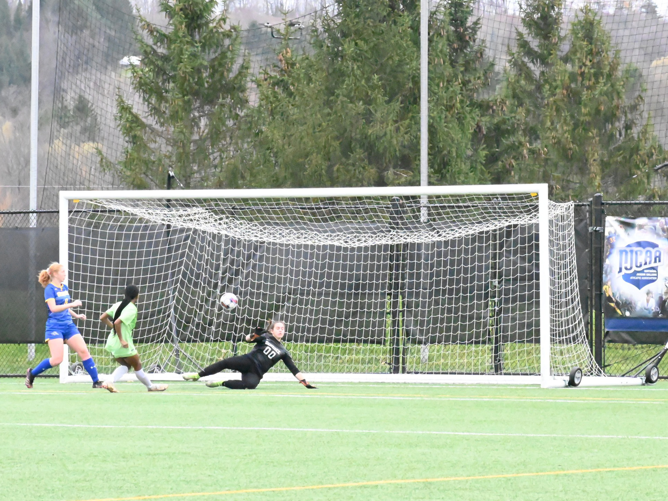 Kenya Reynolds scored the gamewinning goal in the NJCAA Division III semifinals Friday. 